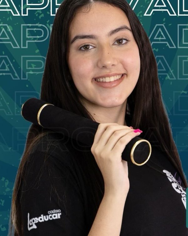 Graziela, aprovação em Pedagogia (UFV)