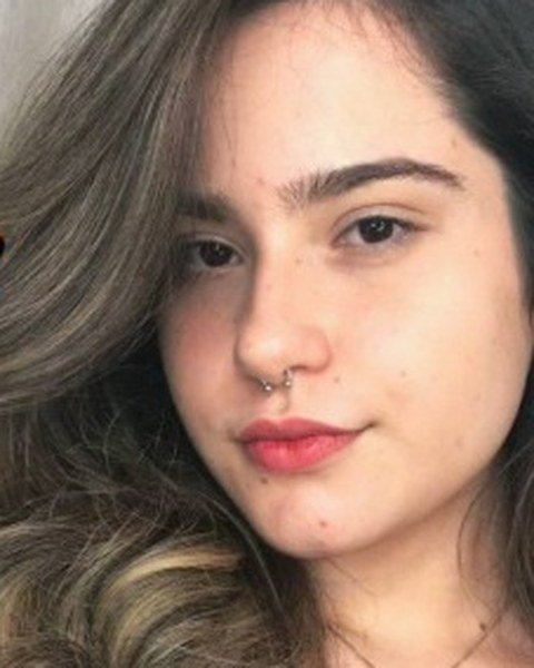 Luana Reis Saraiva, aprovação em Biologia (UFV)
