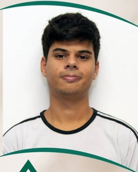 Lucas Perry Resende, aprovação em Direito (UFMG)