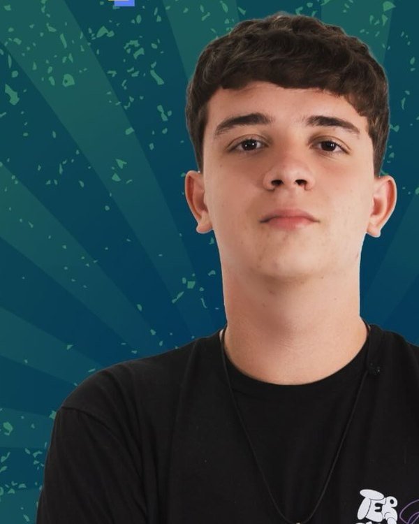 Miguel, aprovação em Administração (UFV)