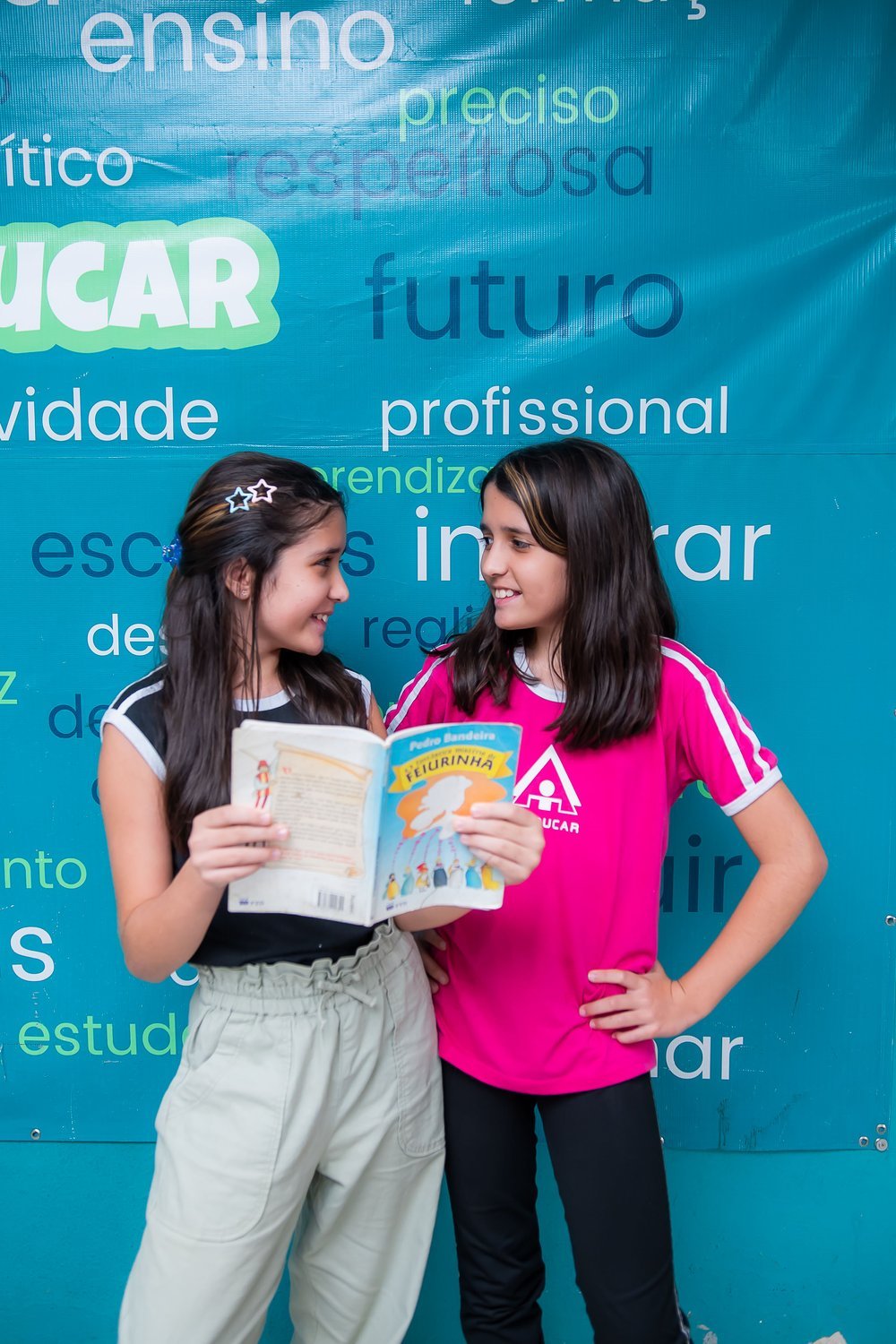 Estudantes do Colégio Coeducar